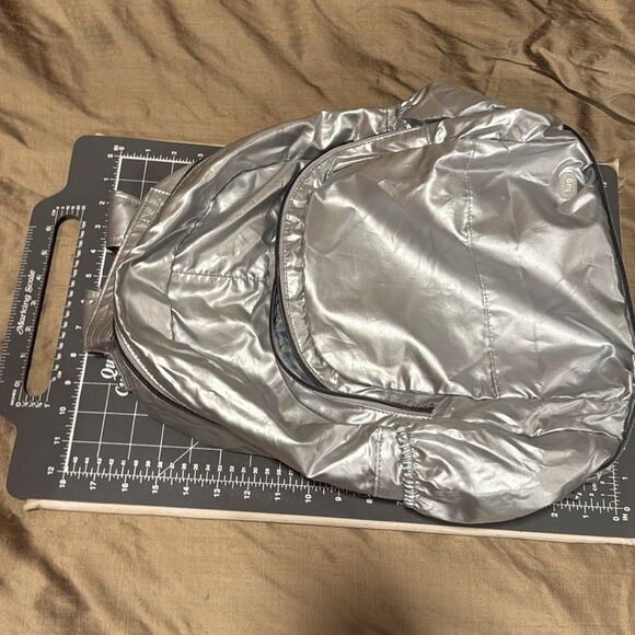 lug Packable Metallic Silver Backpack With So Many Pockets! - Picture 5 of 12